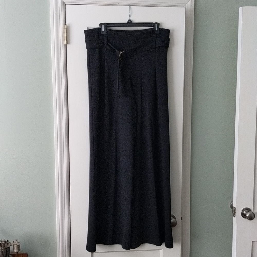 Black wool wide leg pant